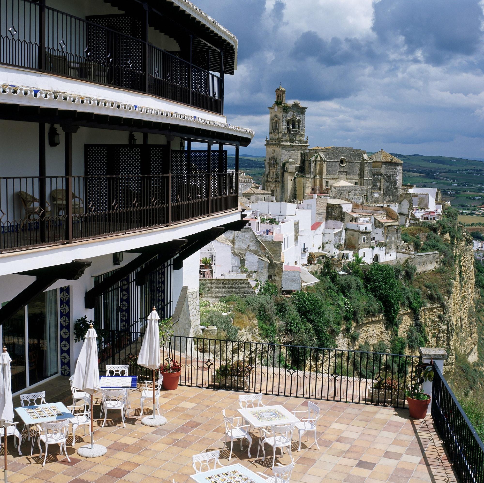 Parador De Arcos De La Frontera Exterior foto