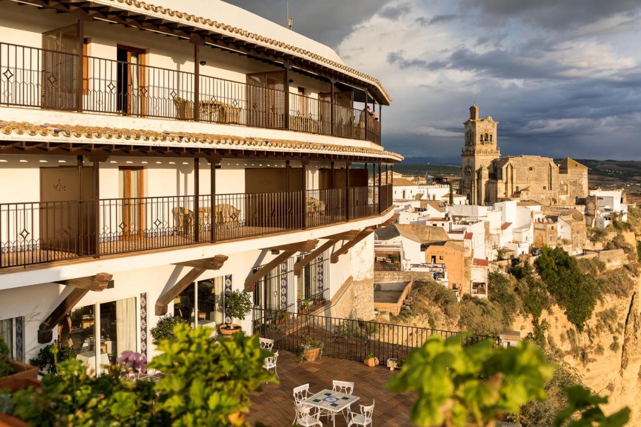 Parador De Arcos De La Frontera Exterior foto