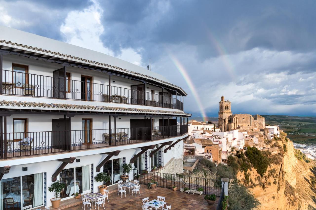 Parador De Arcos De La Frontera Exterior foto